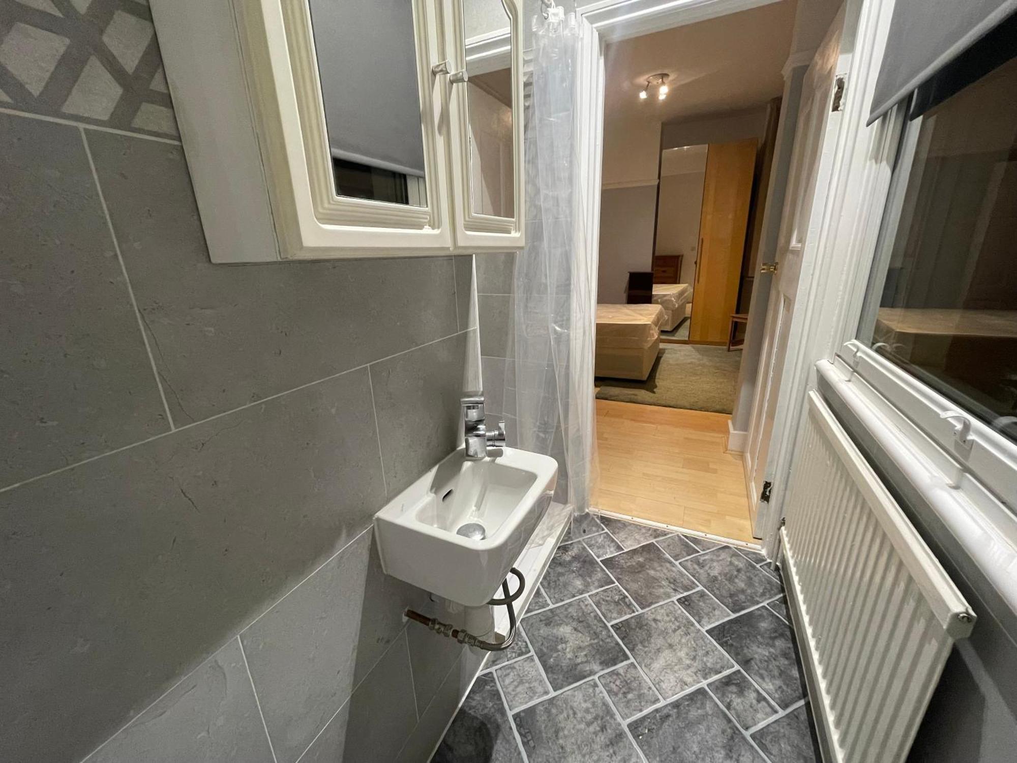 Room With Private Bathroom And Shared Kitchen Londýn Exteriér fotografie